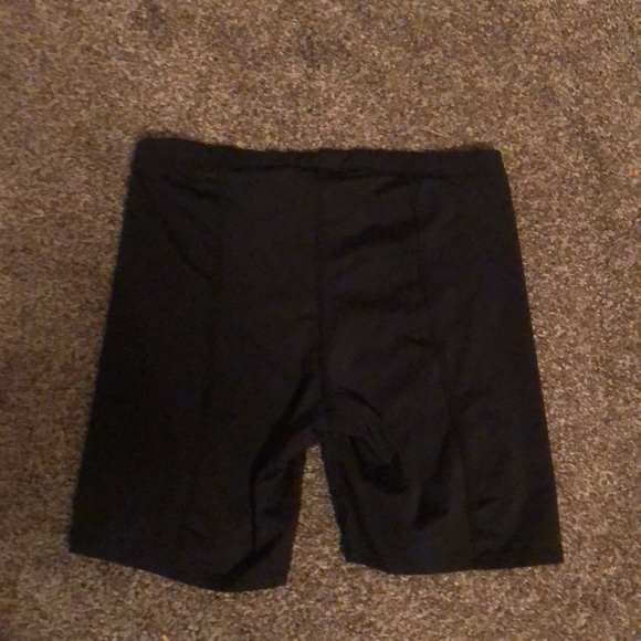 Champion small biker shorts - Picture 2 of 2
